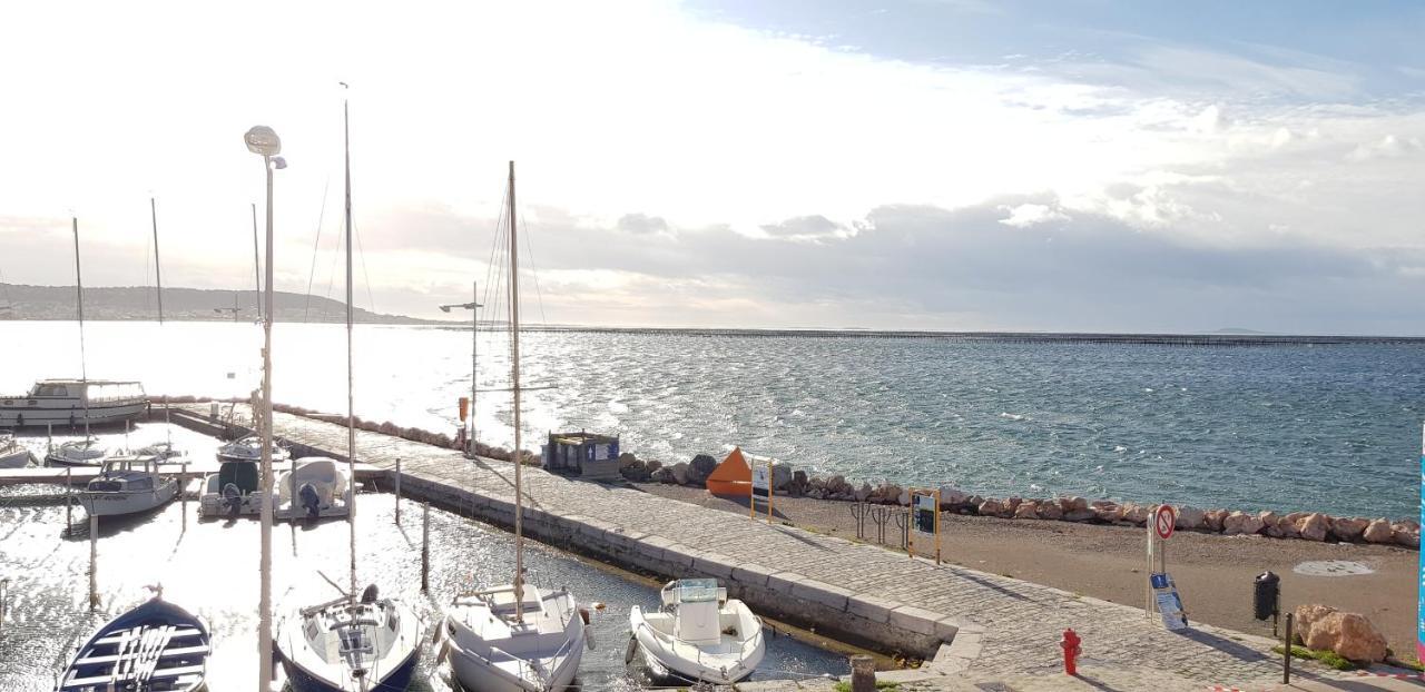 Hotel A La Voile Blanche Bouzigues Exterior foto